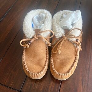 Minnetonka tassel ankle boots